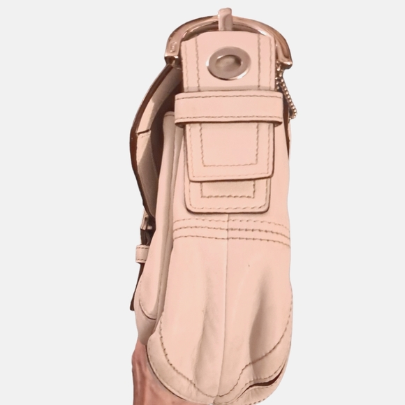 🟥🟧🟨 SALE $50 🟨🟧🟥 Coach White Leather Purse Handbag - Picture 6 of 15